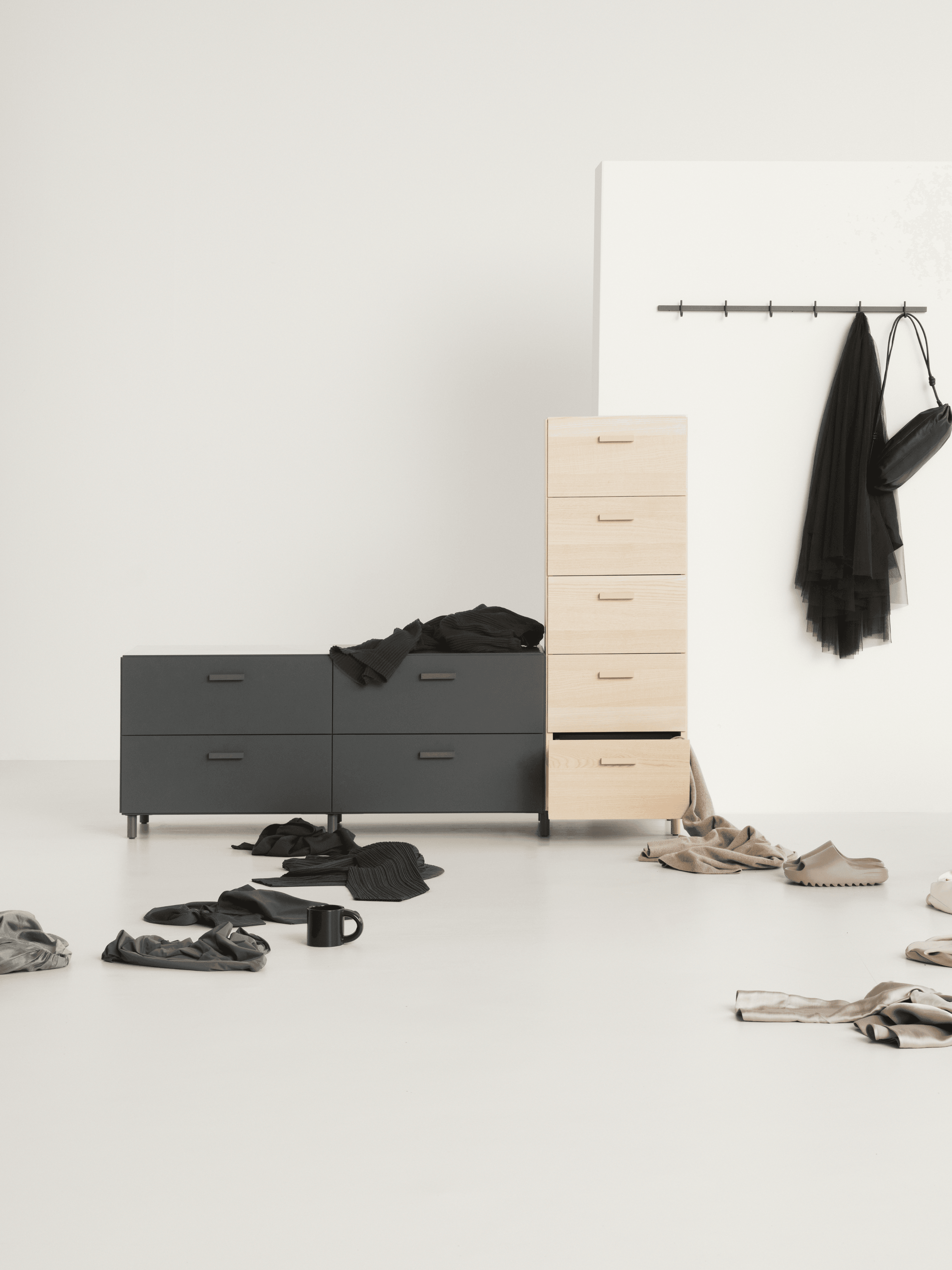 Chest of drawers, low w123 x d41 x h46,6 cm White