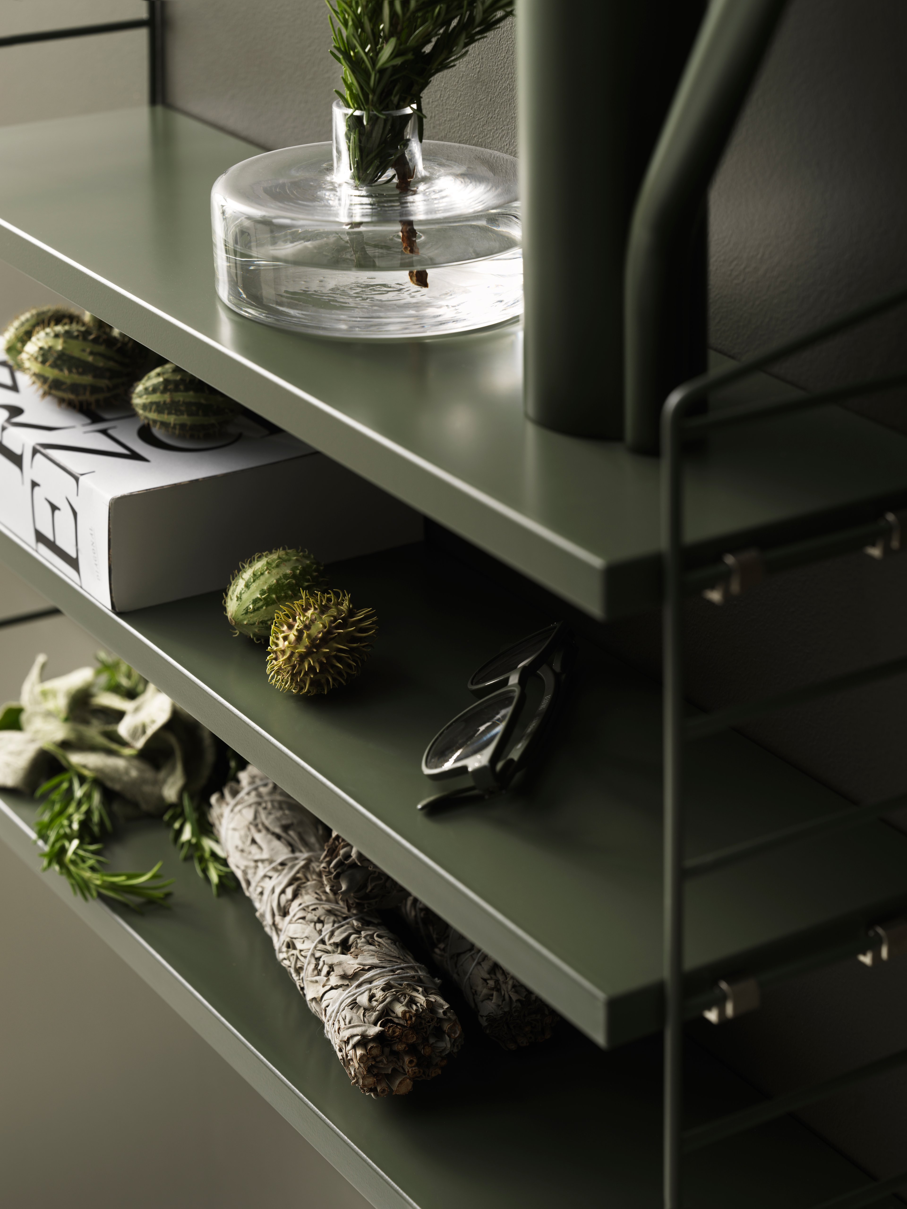 Metal shelves low w58 x d30 cm Beige