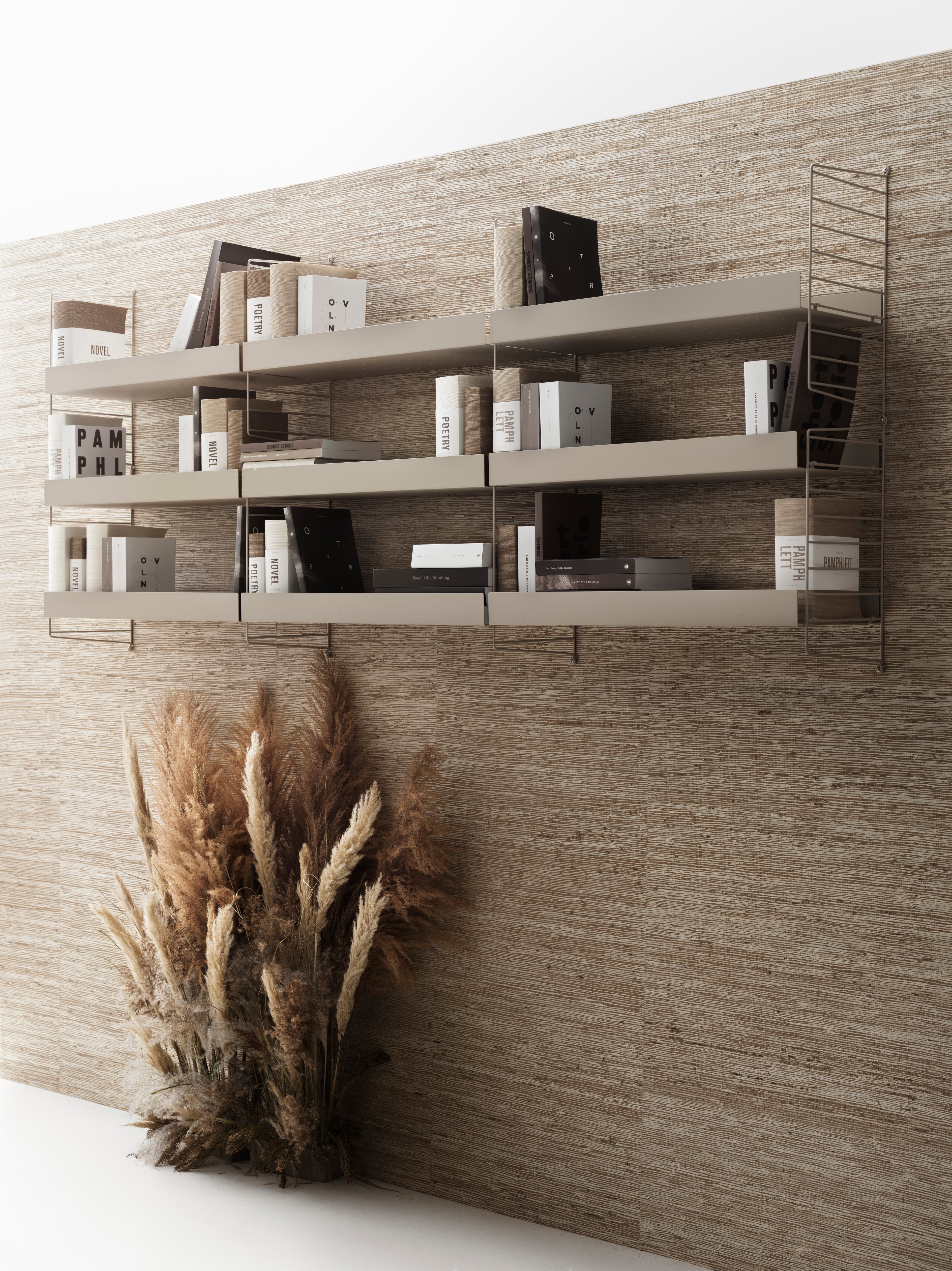 Magazine holders w5 x d17 x h27 cm White