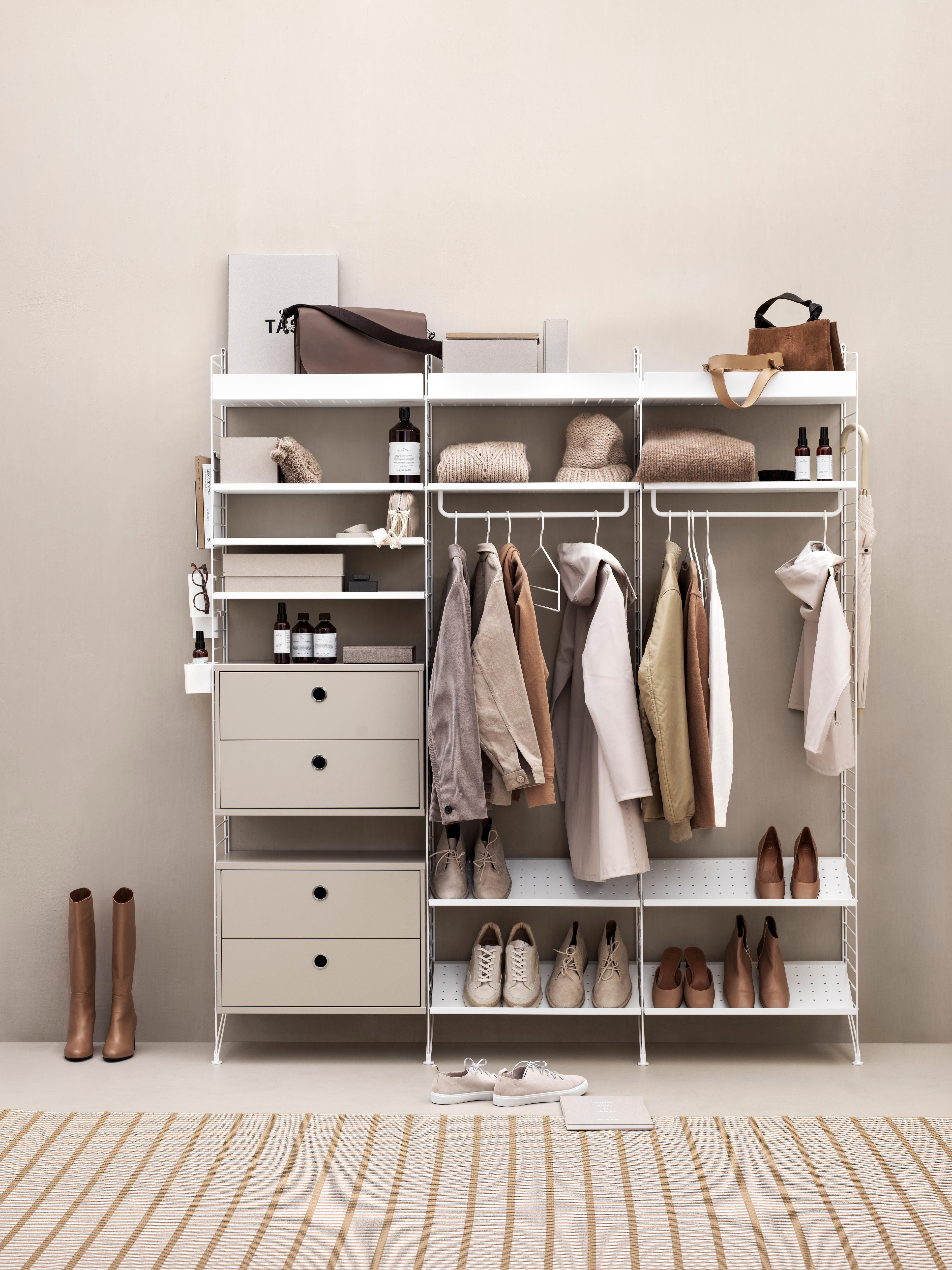 Cabinet with sliding doors w78 x d20 x h37 cm White