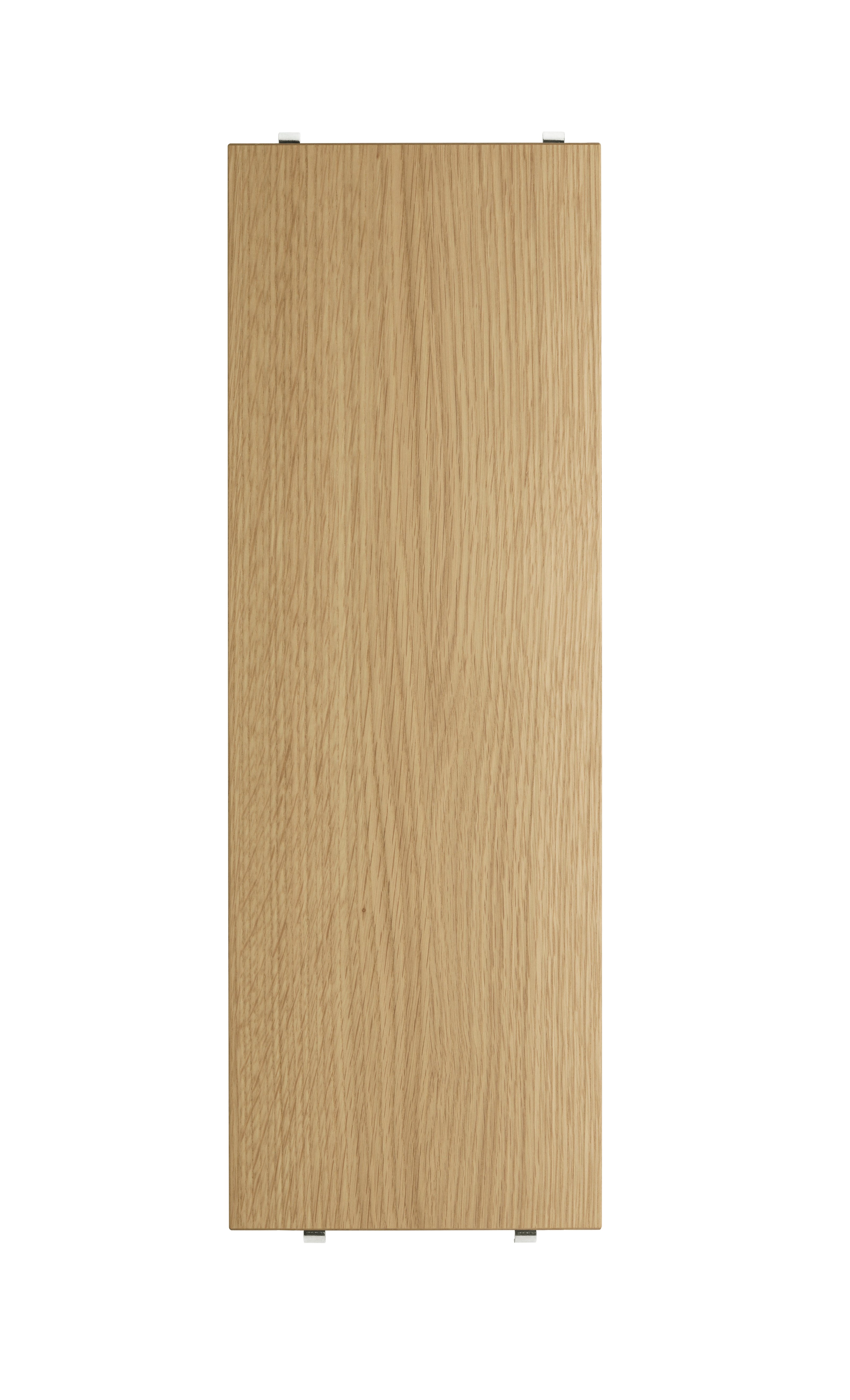 Hyllplanen i trä finns i två bredder, 58 cm och 78 cm, samt två djup, 20 cm och 30 cm. Hyllplanen passar med tråd- och plexgavlar från String® System så länge hyllplanen och gavlarna har samma djup. Hyllplanen är smidiga och enkla att flytta runt efter tycke och smak. Skapa en hylla i ett monokromt utförande eller blanda hyllplan i olika färger och träslag. Varje förpackning innehåller tre hyllplan samt hyllbärare.

Oavsett om du vill skapa en hylla i ett enhetligt, monokromt utförande eller experimentera med att blanda hyllplan i olika färger och träslag, ger String® System dig möjligheten att skräddarsy din förvaringslösning helt efter eget tycke och smak.