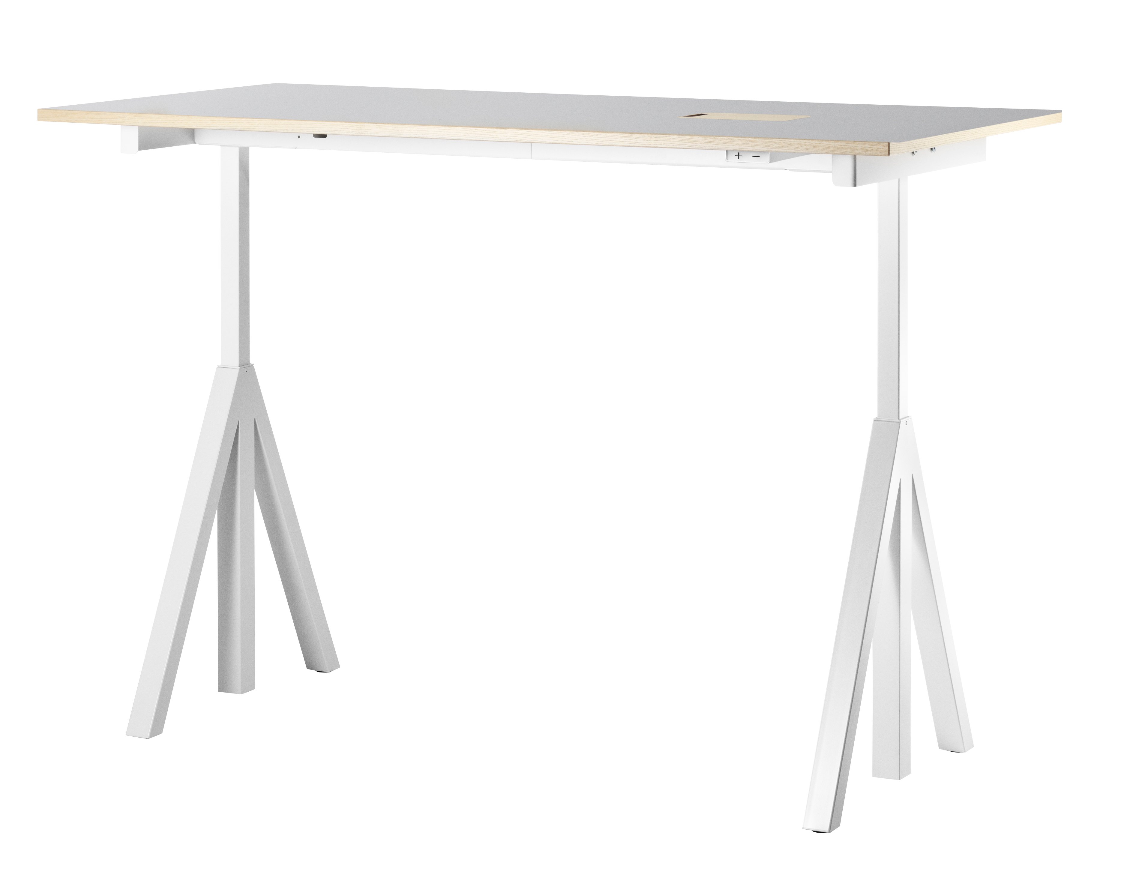 The height-adjustable work desk from Works makes it possible to create flexible and ergonomic workspaces. The work desk consists of one height-adjustable table frame and one work desk with cable cover. The work desks with 78 cm depth are available in three widths: 120, 140 and 160 cm. The work desk with 90 cm depth and 180 cm width is intended for a meeting table or for a larger workspace, which is why the cable cover is placed in the middle. The frame’s highest height is 118.5 cm and the lowest height is 71.5 cm and fits to all work desks.