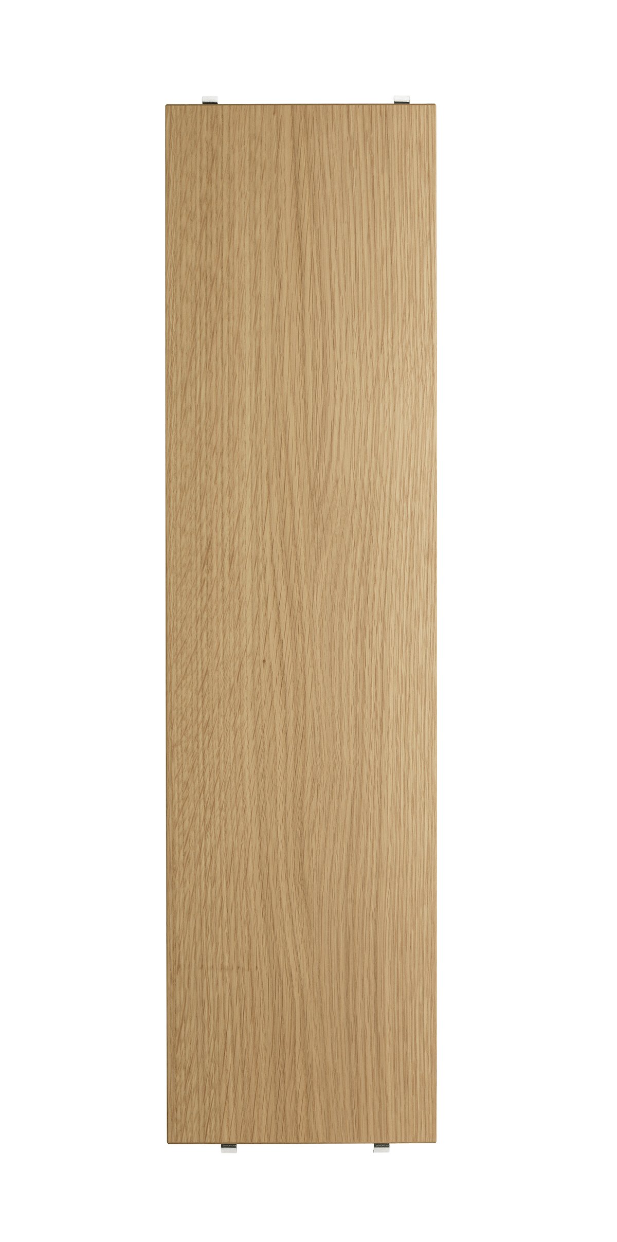Hyllplanen i trä finns i två bredder, 58 cm och 78 cm, samt två djup, 20 cm och 30 cm. Hyllplanen passar med tråd- och plexgavlar från String® System så länge hyllplanen och gavlarna har samma djup. Hyllplanen är smidiga och enkla att flytta runt efter tycke och smak. Skapa en hylla i ett monokromt utförande eller blanda hyllplan i olika färger och träslag. Varje förpackning innehåller tre hyllplan samt hyllbärare.

Oavsett om du vill skapa en hylla i ett enhetligt, monokromt utförande eller experimentera med att blanda hyllplan i olika färger och träslag, ger String® System dig möjligheten att skräddarsy din förvaringslösning helt efter eget tycke och smak.