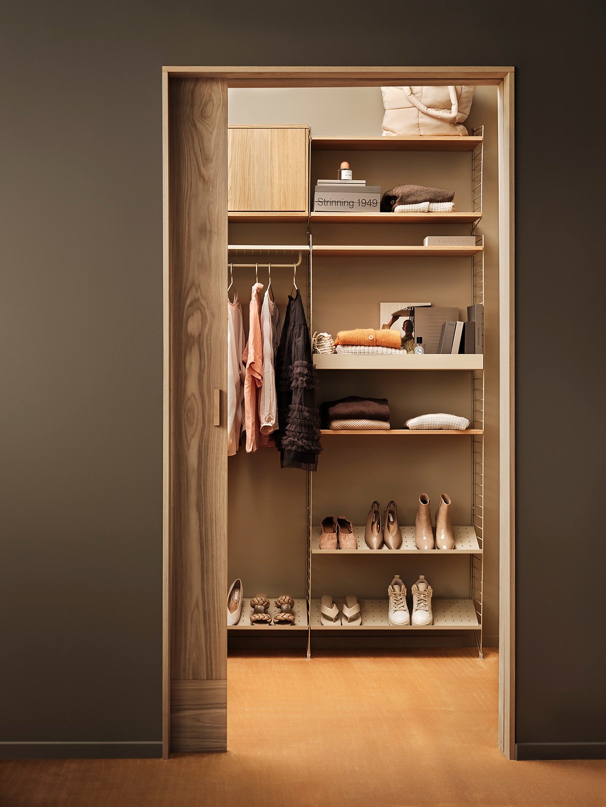 For the medium sized hallway, you have this combination with all the features you could possibly need. Metal shelf with high edge at the top, metal shelf with low edge below with an added rod for your outerwear.