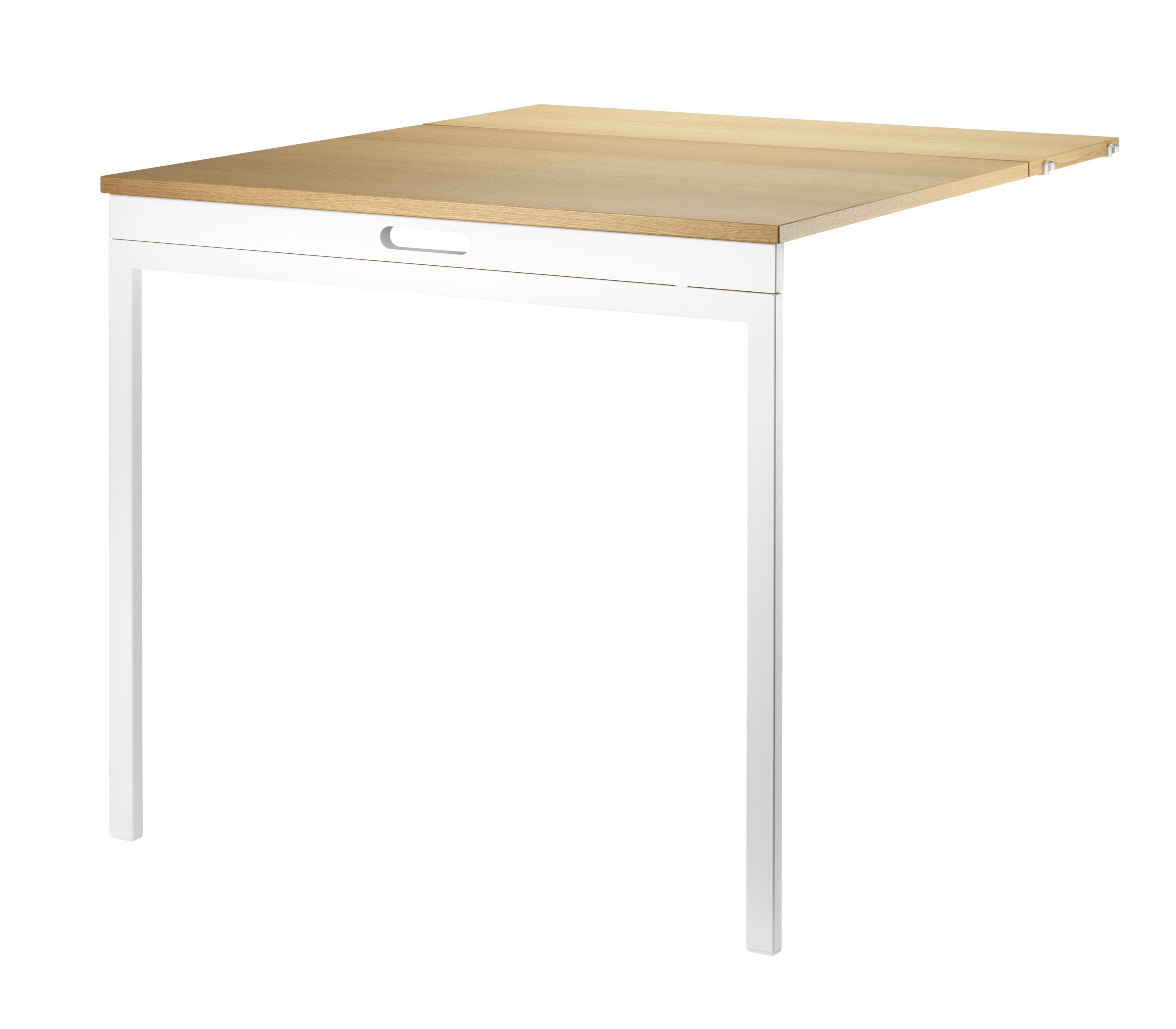 Der Klapptisch lässt sich dank seiner flexiblen Konstruktion ganz einfach auf- und abklappen. Maße in aufgeklapptem Zustand: B 78 x T 96 x H 71 cm. In abgeklapptem Zustand verschmilzt der Tisch mit dem Regal und hat dann folgende Maße: B 78 x T 30 x H 71 cm. Der Klapptisch passt zu den Gitterleitern von String® System mit einer Tiefe von 30 cm. Der Klapptisch ist perfekt für kleinere Küchen oder andere enge Räume, in denen ein fester Tisch im Weg stehen würde. Maximieren Sie den Nutzen: Machen Sie den Klapptisch tagsüber zu Ihrem Schreibtisch und abends zum Esstisch.