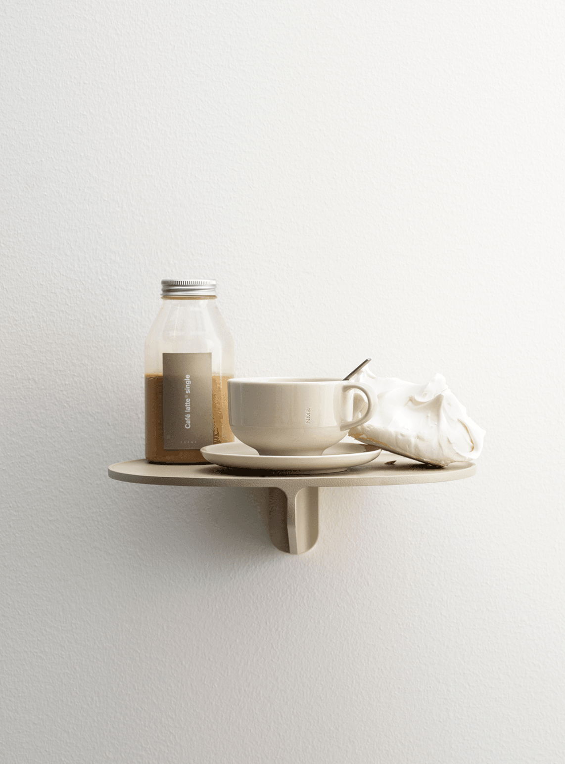Museum NM&.045 is a console shelf in aluminum. It was originally designed for the Swedish Nationalmuseum where it holds works of art in the museum’s café and restaurant for the visitors to view. The shelf fits just as well as a bedside table or as an extra table in your hallway where you can either place keys and such or a beautiful vase. The shelf has the following dimensions: w28 x d24 x h8 cm.